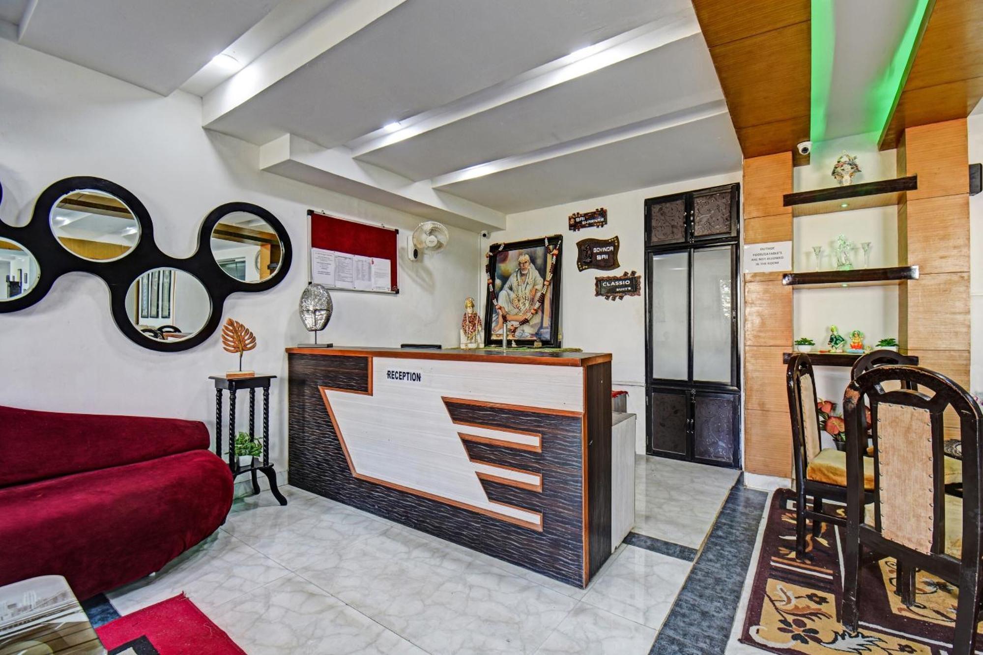 Townhouse Classio Suites Shirdi Buitenkant foto
